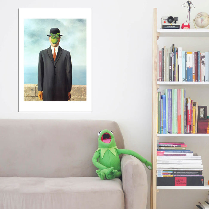 Rene Magritte - Le Fils de L'Homme Son of Man
